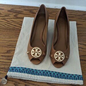 Tory Burch Brown Leather Leticia Peep Toe Wedge Pumps Size 9- NWT